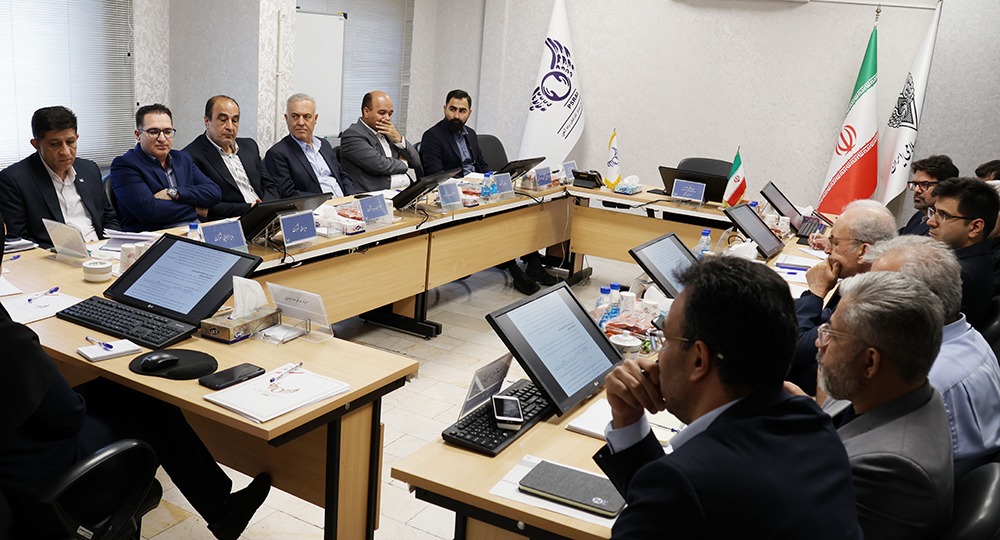 کارنامهٔ درخشان ایرید در مجمع عمومی سالیانه ۱۴۰۴؛ حرکت پرشتاب ایرید روی ریل توسعه